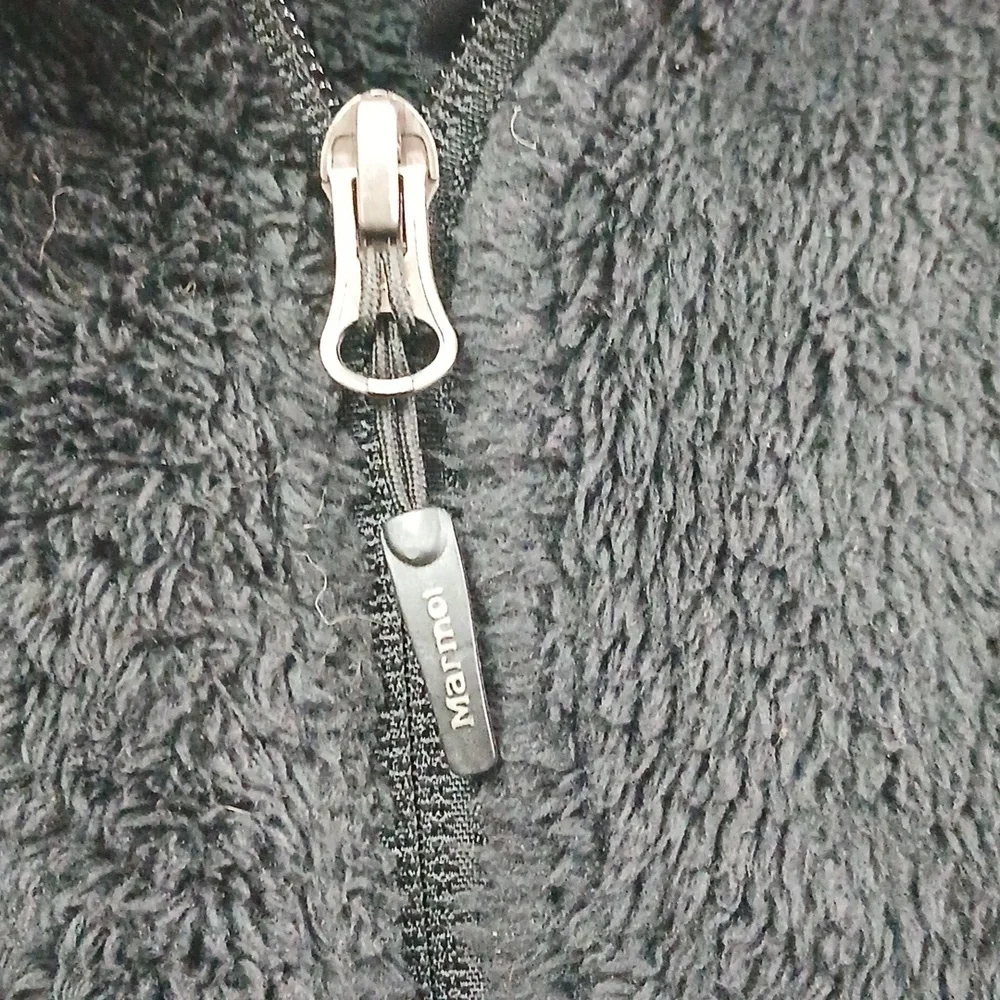 Marmot fleece zip jacket, EUC. Size Large